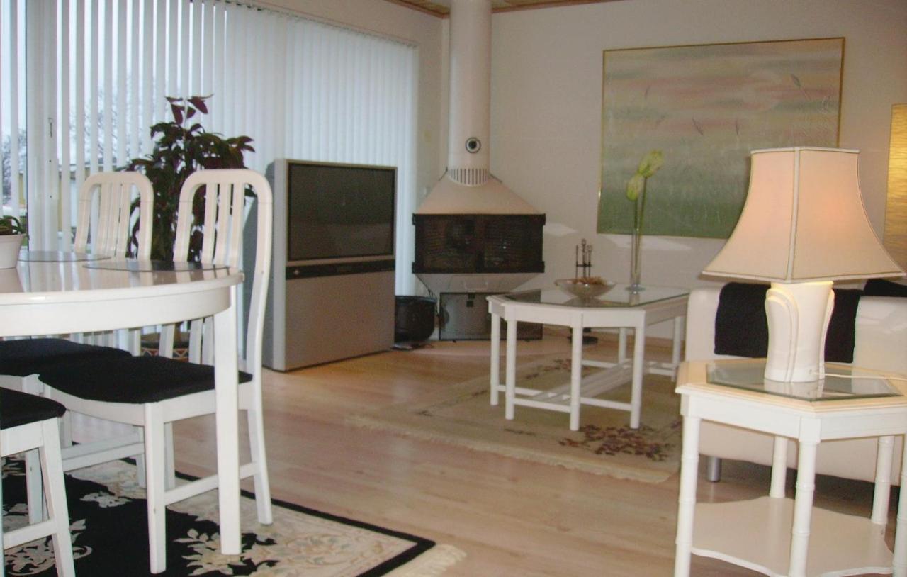 Awesome Home In Soelvesborg With House Sea View المظهر الخارجي الصورة